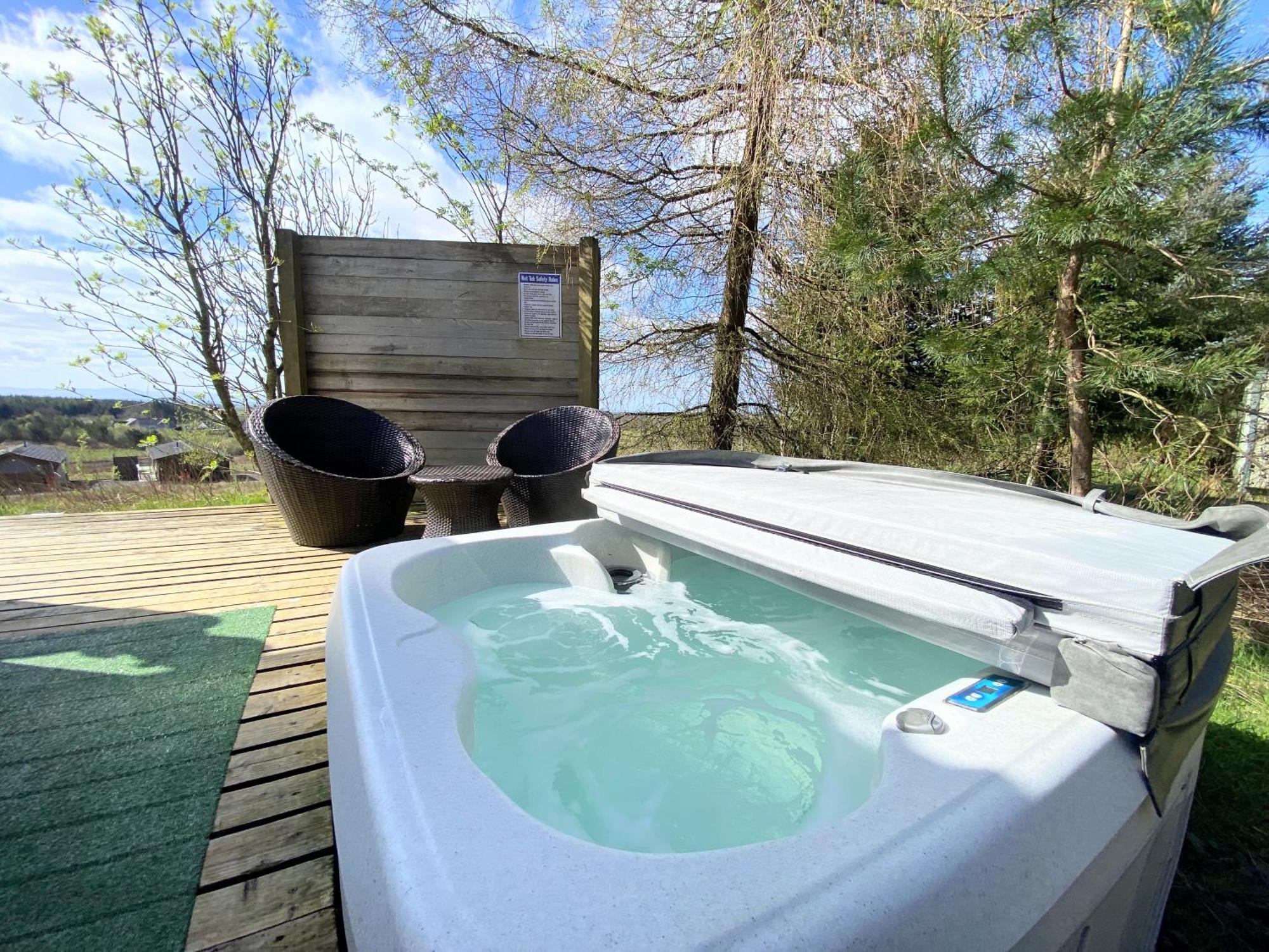 던펌린 Blair Tiny House With Private Hot Tub - Fife - Loch Leven - Lomond Hills 빌라 외부 사진